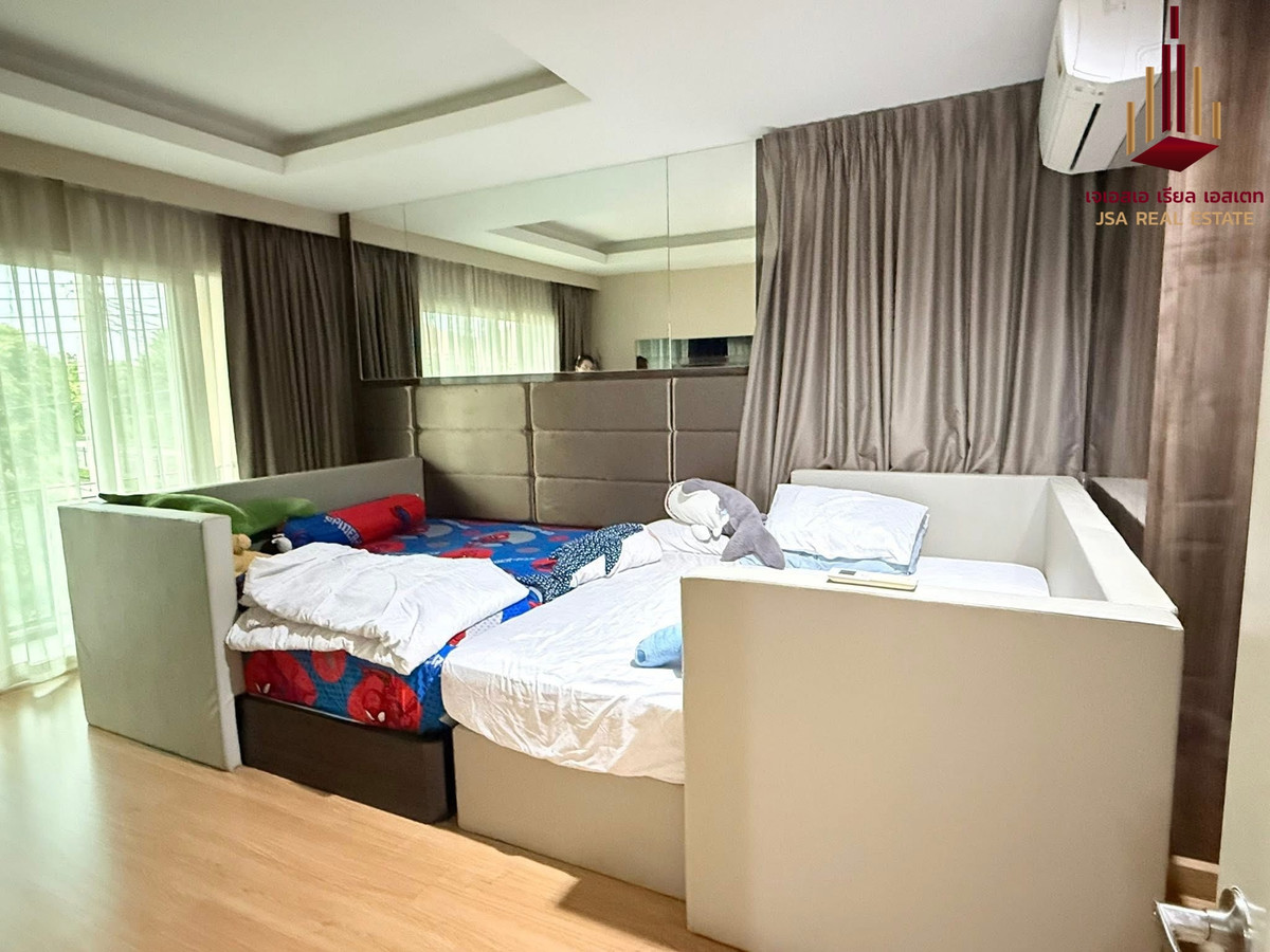 For SaleHousePattanakan, Srinakarin : ✨ For Sale: Golden Village Onnut - Pattanakarn ✨ 💰 Only 12,900,000 THB