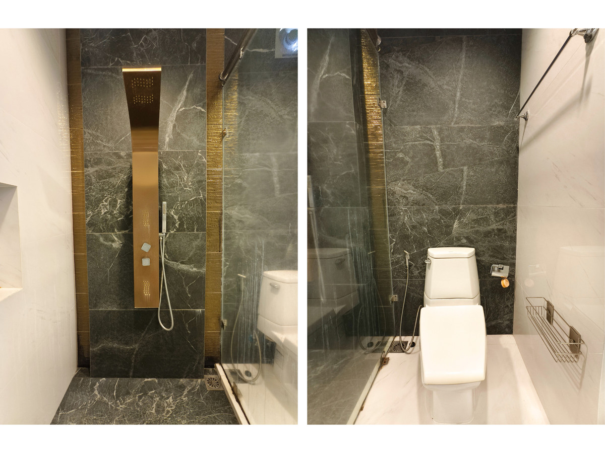 For RentHousePattanakan, Srinakarin : Rent: Detached House, Pattanakarn 50, with Solar Panels, No Maintenance Fees, Newly Renovated, 100 sq.wah, South Facing, 3 Bedrooms, 4 Bathrooms, Maid's Room, Built to Maximize Land Area.