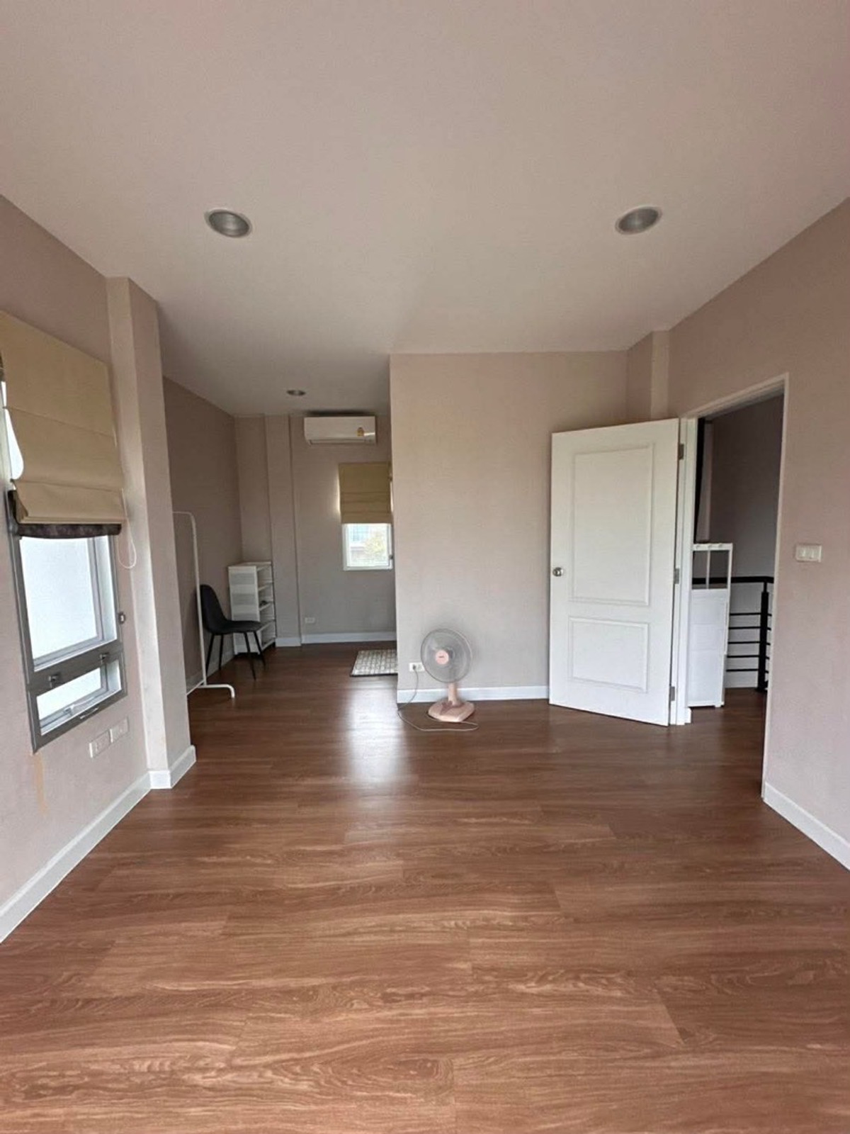 For SaleHouseRama5, Ratchapruek, Bangkruai : Single house for sale Life Bangkok Boulevard Ratchaphruek-Rattanathibet, behind the edge, there are no houses on the opposite side.