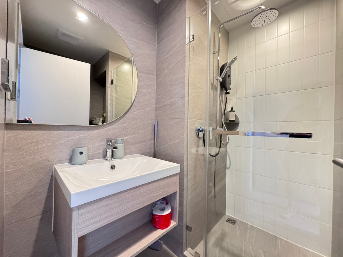 ให้เช่าคอนโดวงเวียนใหญ่ เจริญนคร : Reference Sathorn Wongwianyai ห้องใหม่สวยมาก ติด bts วงเวียนใหญ่ วิวแม่น้ำ ว่างพร้อมให้เช่า