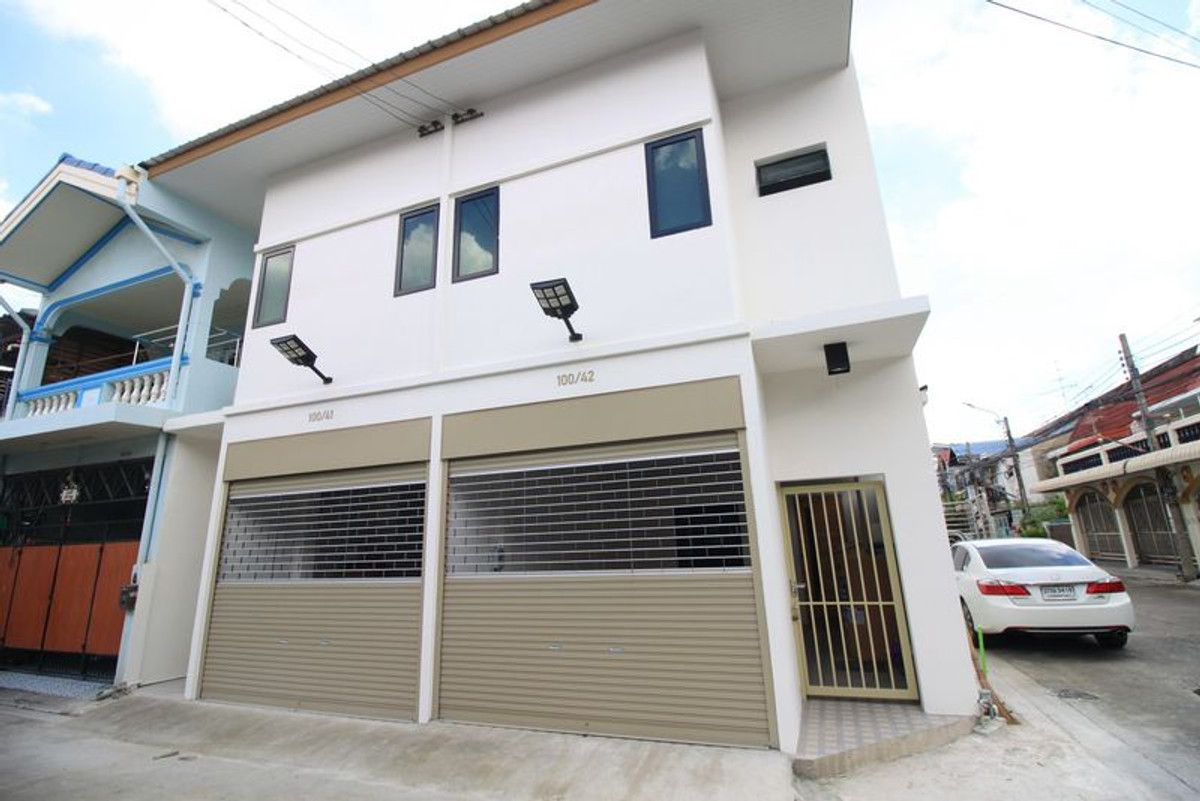 ขายทาวน์โฮมพระราม 2 บางขุนเทียน : ขายทาวน์เฮาส์ 2 ชั้น  ซอยกำนันแม้น 28 ราคา 3.19 ล้าน