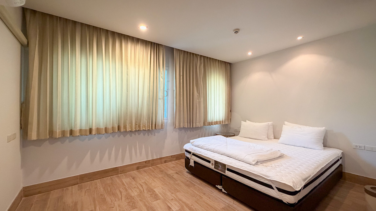 For RentSukhumvit, Asoke, Thonglor : Charan Tower Residences by Aspira | 2 Bed 100 sq.m. Please call: 062-496-6454