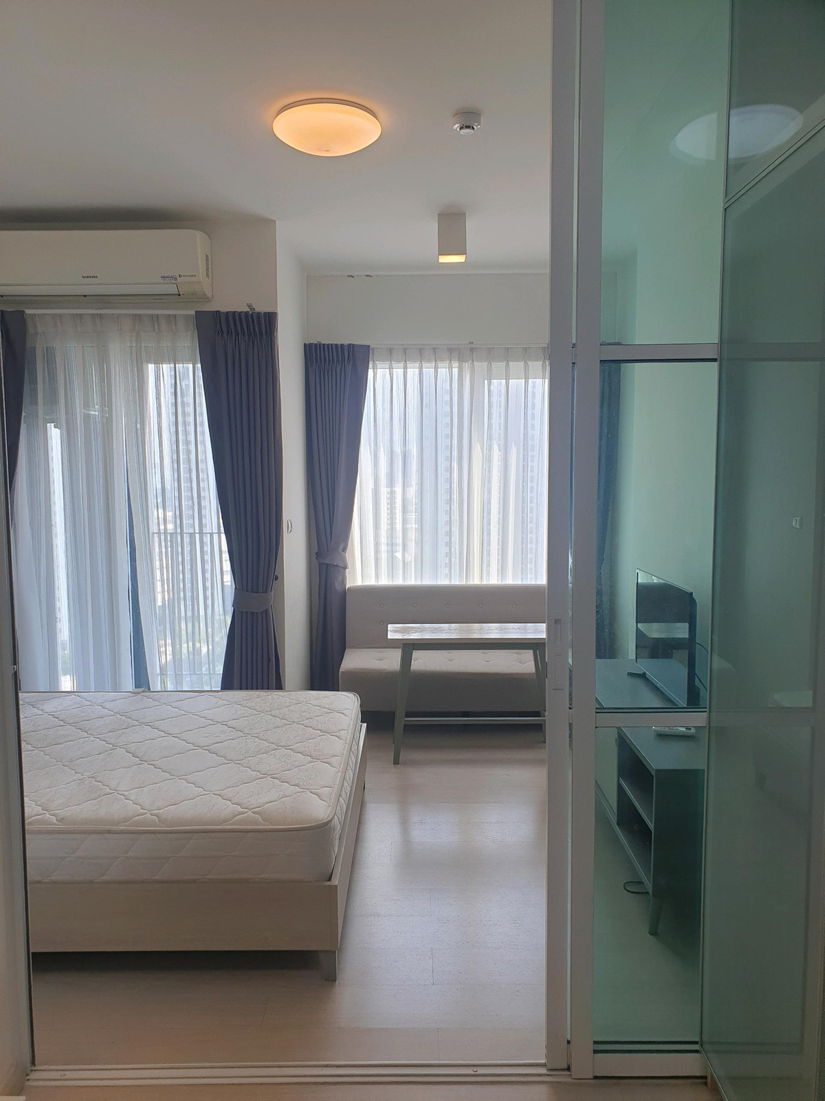 For RentCondoRatchadapisek, Huaikwang, Suttisan : 🔥 🔥 Chapter One Eco 🔥🔥
** ready to move ** 
1 year contract 10,000฿ / month