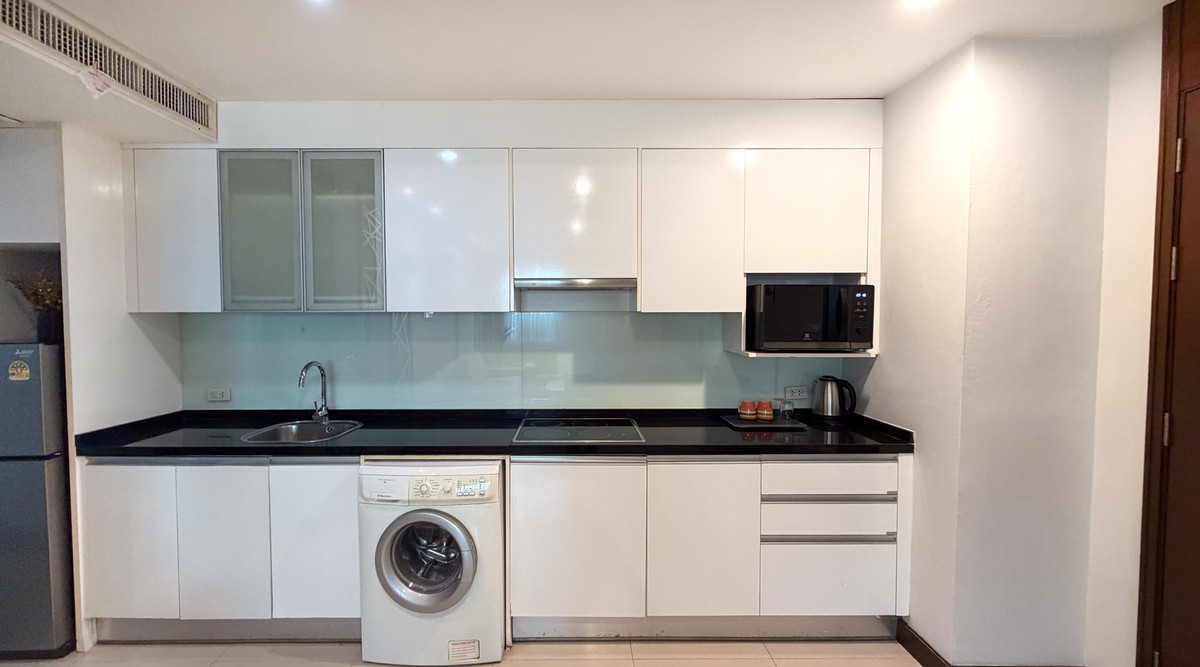 For RentSukhumvit, Asoke, Thonglor : Charan Tower Residences by Aspira | 2 Bed 100 sq.m. Please call: 062-496-6454