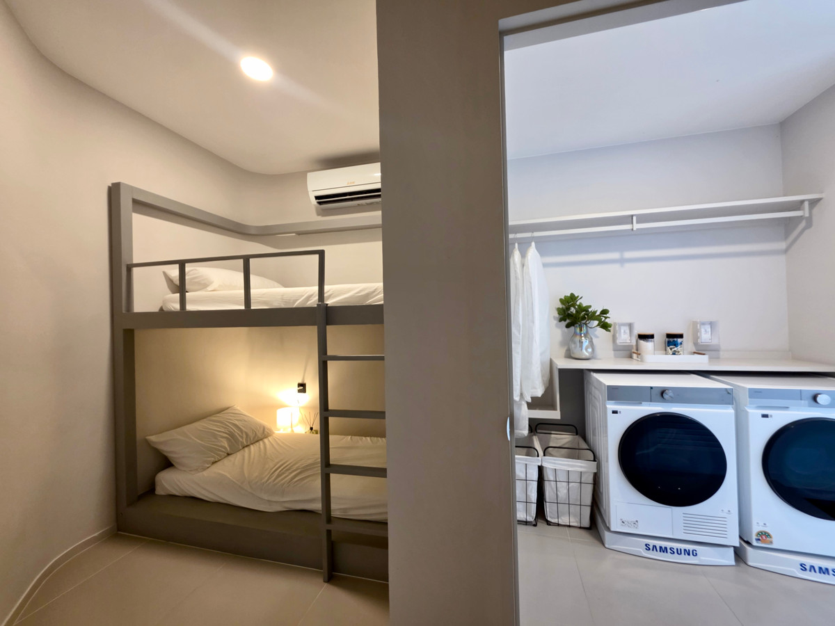 ขายบ้านลาดกระบัง สุวรรณภูมิ : For Sell บ้านเดี่ยวโครงการ Vive กรุงเทพกรีฑา ตัดใหม่ พร้อมมีลิฟต์ส่วนตัว 4 นอน 6 น้ำ ที่ดิน 130 ตร.ว 716 ตร.ม ติดต่อ 062-4468565 กี้