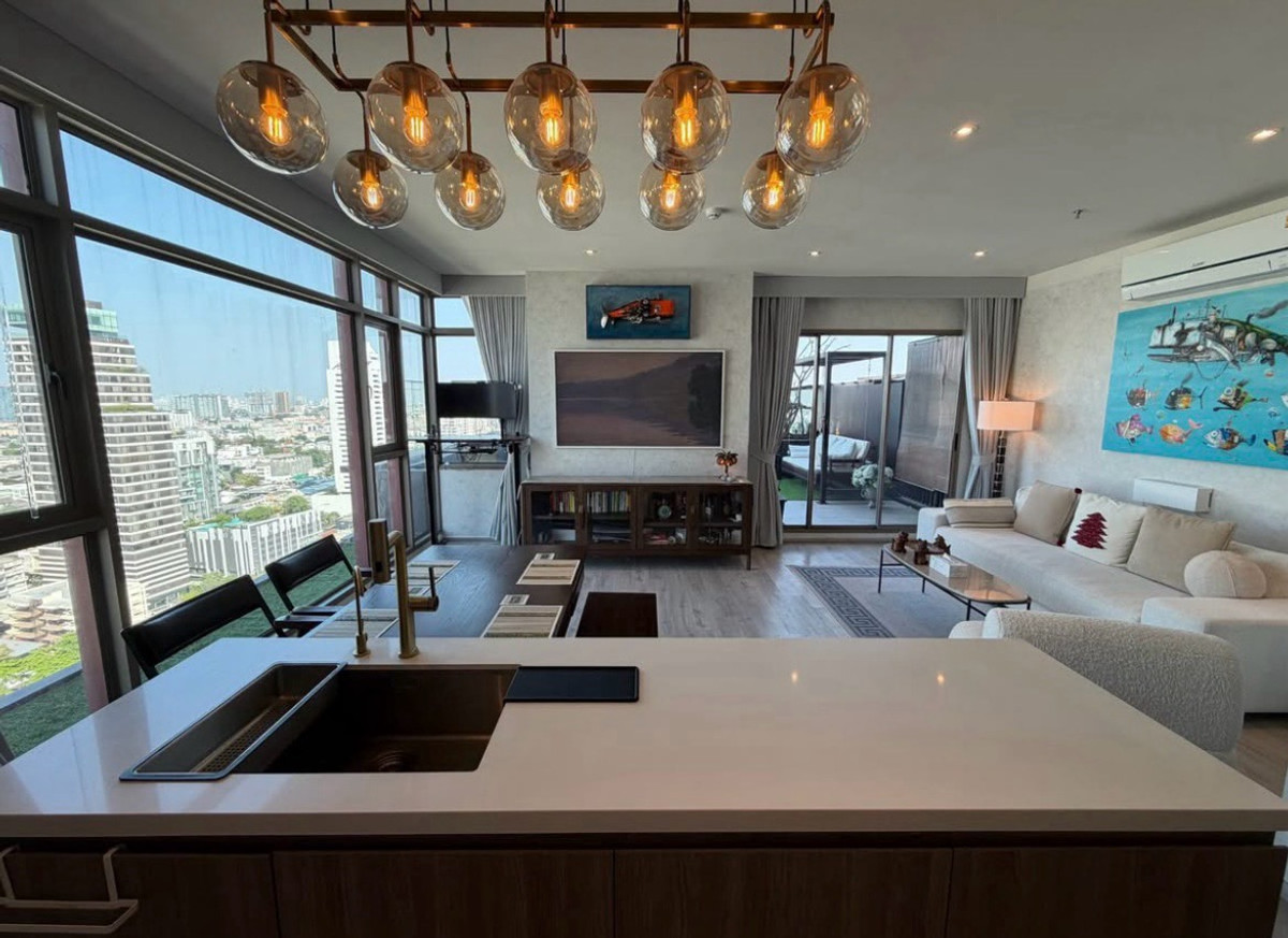 ให้เช่าคอนโดสุขุมวิท อโศก ทองหล่อ : ⭐️For Rent – Rhythm Ekkamai Estate⭐️