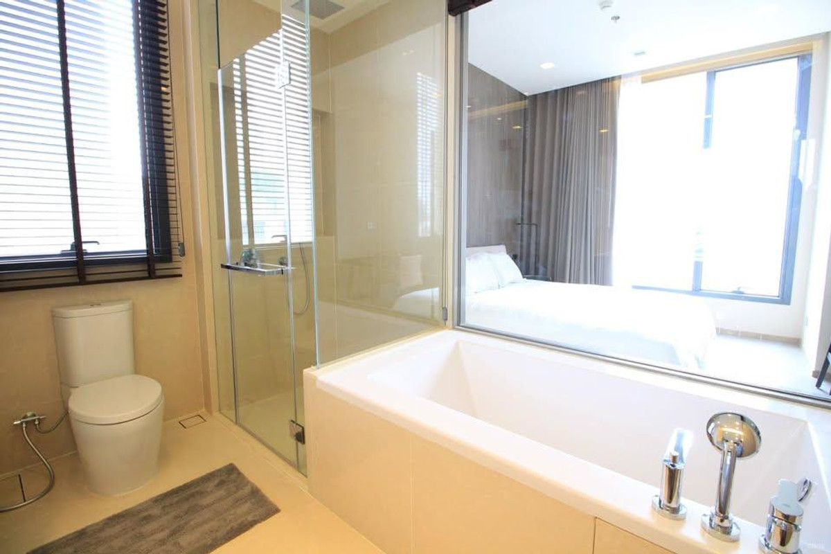 ให้เช่าคอนโดสุขุมวิท อโศก ทองหล่อ : 🏙️ GT16242 | The Esse Asoke เดินทางสะดวก ใกล้รถไฟฟ้า ห้องแต่งสวย พร้อมอยู่!