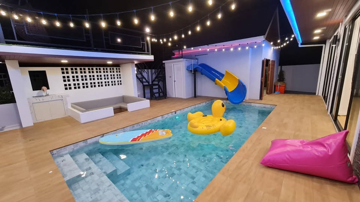 ให้เช่าพัทยา บางแสน ชลบุรี สัตหีบ : พูลวิลล่า พื้นที่ 105 ตร.ว. ซอยวัดญาณ / 3 ห้องนอน (เช่า), Pool villa, area 105 sq wa., Soi Wat Yan / 3 Bedrooms (FOR RENT) BEWN063