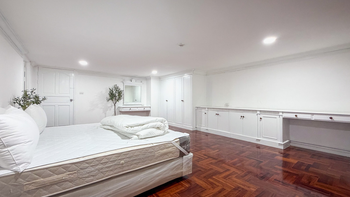 For RentSukhumvit, Asoke, Thonglor : Charan Tower Residences by Aspira | 1 Bed 70 sq.m. Please call: 062-496-6454