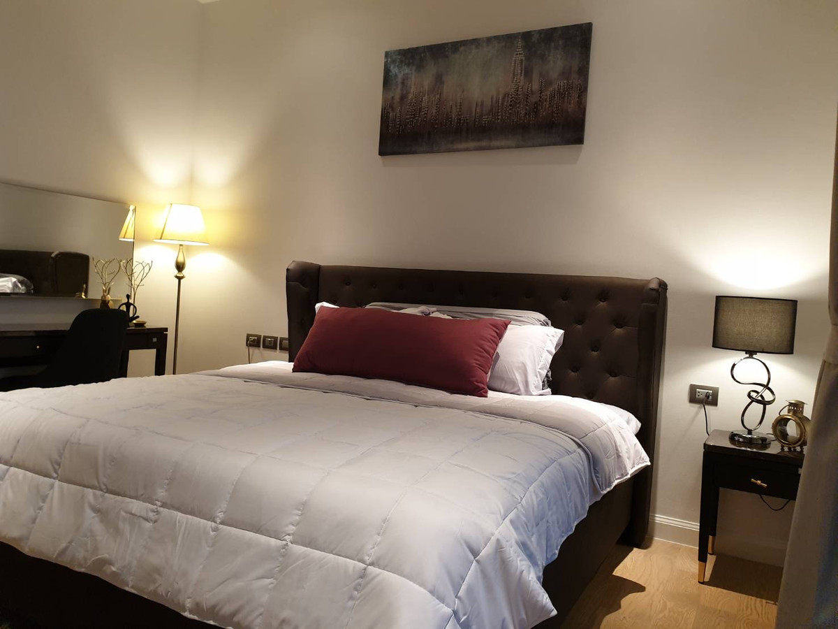 For SaleCondoWongwianyai, Charoennakor : Riverside condo for sale at Magnolia Waterfront Residences, beautifully decorated, fully furnished. There is a balcony with a river view. Near Icon Siam, BTS Charoen Nakhon, ready for sale