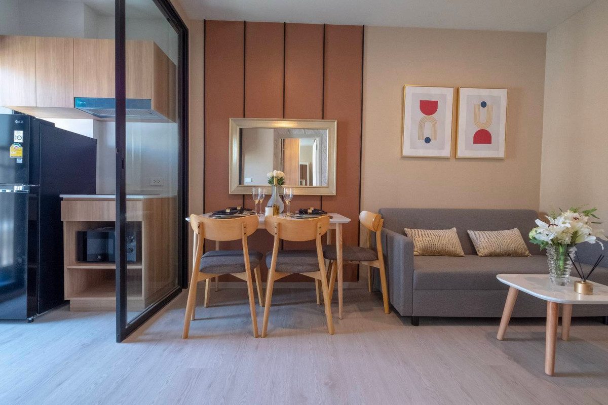 For RentCondoBangna, Bearing, Lasalle : RC023526 Condo corner room fully furnished for rent at NUE Noble Center Bangna, next to Central Bangna