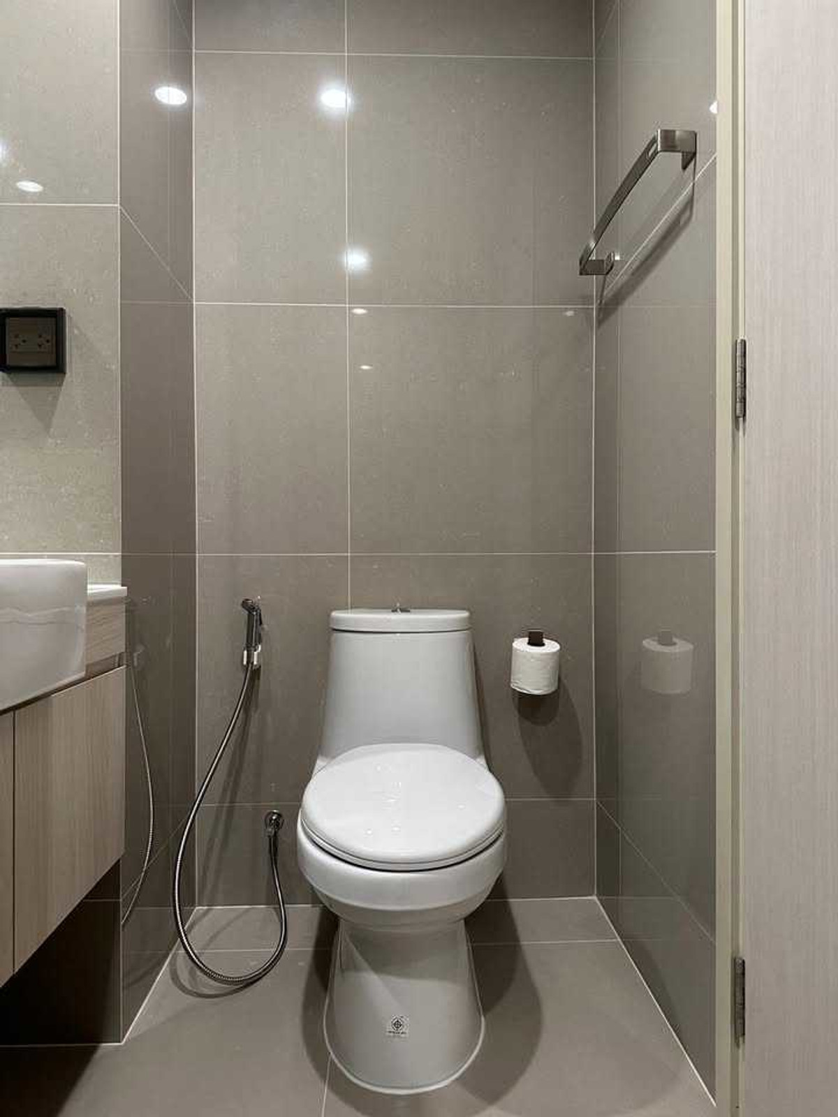 ให้เช่าคอนโดสุขุมวิท อโศก ทองหล่อ : 🔥 GT15731 | Noble Recole Sukhumvit 19 Prime CBD Condominium