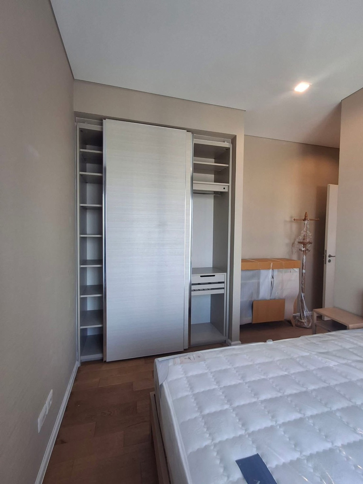 ขายคอนโดลาดพร้าว เซ็นทรัลลาดพร้าว : The Saint Residences / 1 Bedroom (SALE WITH TENANT), เดอะ เซนต์ เรสสิเด้นเซส / 1 ห้องนอน (ขายพร้อมผู้เช่า) PINP215