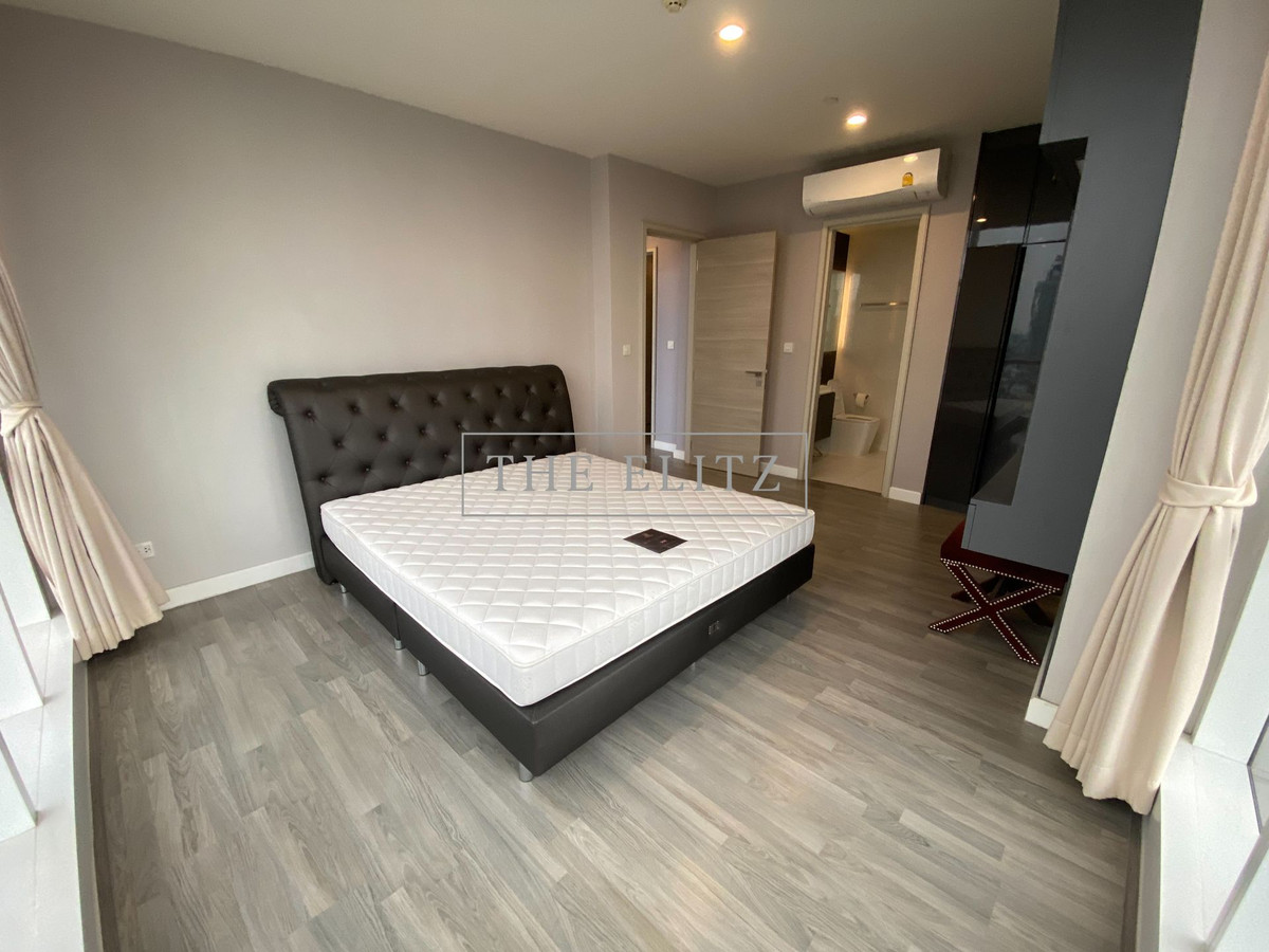 ให้เช่าคอนโดสาทร นราธิวาส : ✨ Steps away from Bangkok Christian College The Room Sathorn-TanonPun | Premium Facilities, Top Security, Prime Location 💕