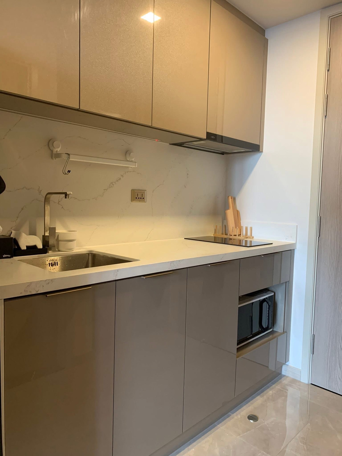 ให้เช่าคอนโดพระราม 9 เพชรบุรีตัดใหม่ RCA : ให้เช่า ✨ One9Five Asoke - Rama 9 ✨ เฟอร์นิเจอร์ และ เครื่องใช้ไฟฟ้าครบ ใกล้ MRT พระราม 9