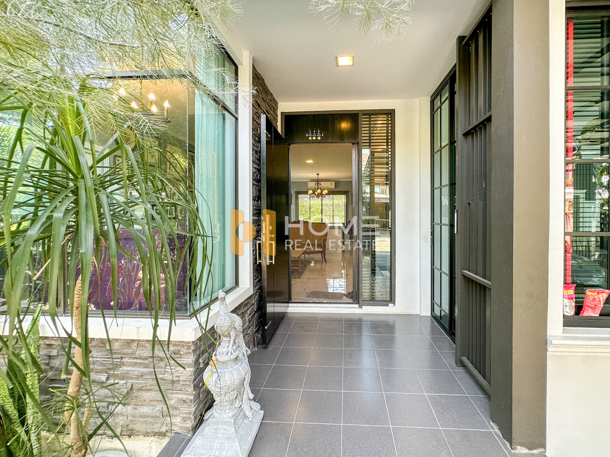 ขายบ้านบางนา แบริ่ง ลาซาล : บ้านสวนอังกฤษ ร่มรื่นตั้งแต่ก้าวแรก 🌿 มัณฑนา ศรีนครินทร์ - บางนา / 4 ห้องนอน (ขาย), Mantana Srinakarin - Bangna / 4 Bedrooms (FOR SALE) YOK058