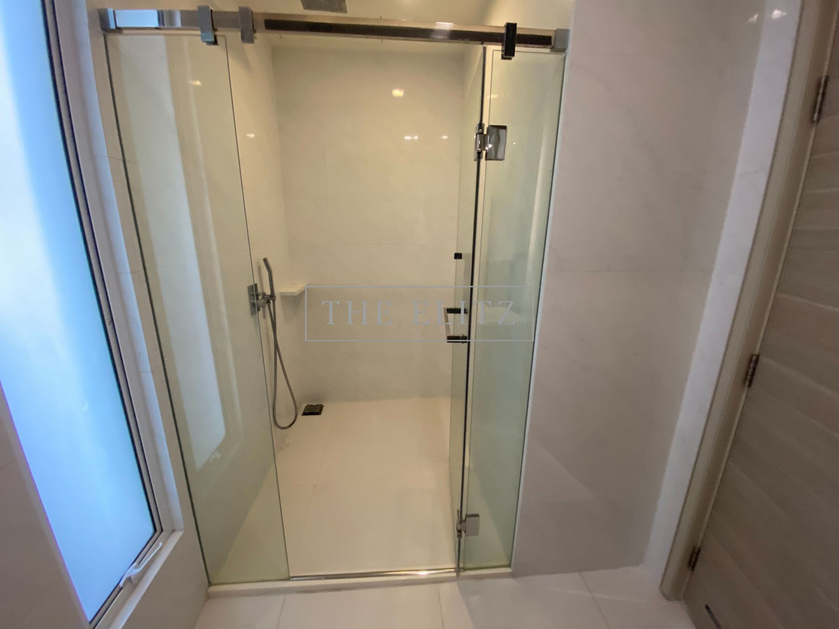 ให้เช่าคอนโดสาทร นราธิวาส : ✨ Steps away from Bangkok Christian College The Room Sathorn-TanonPun | Premium Facilities, Top Security, Prime Location 💕