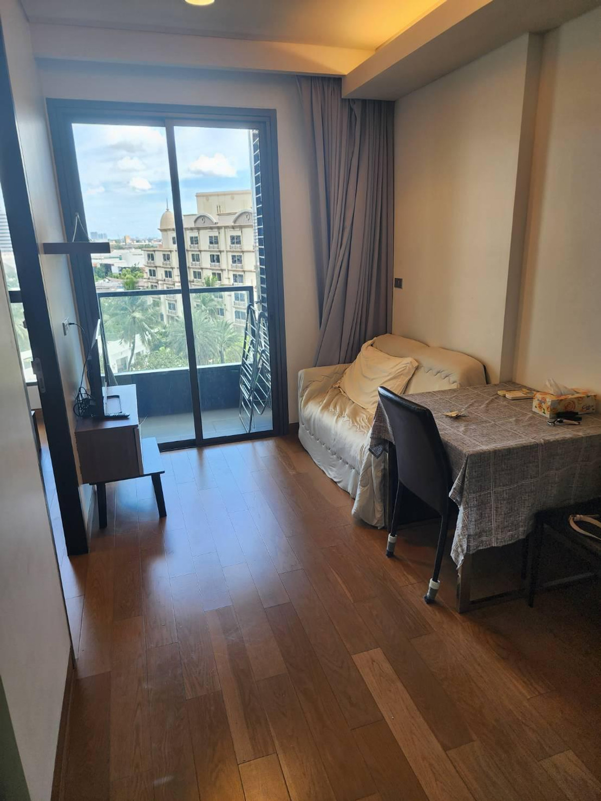 For SaleCondoSukhumvit, Asoke, Thonglor : 🔥 Great Price Reduced!🔥  1BR Condo at The Lumpini 24 | Sukhumvit 24 | EM District - U1995415