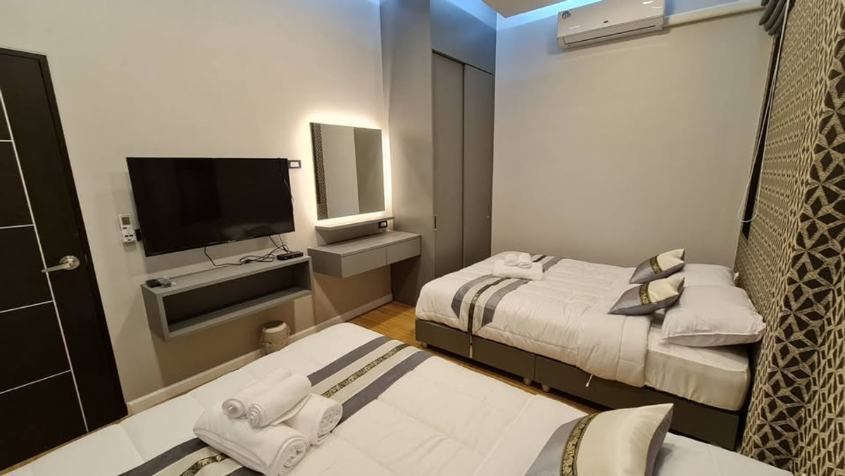 ให้เช่าพัทยา บางแสน ชลบุรี สัตหีบ : พูลวิลล่า พื้นที่ 105 ตร.ว. ซอยวัดญาณ / 3 ห้องนอน (เช่า), Pool villa, area 105 sq wa., Soi Wat Yan / 3 Bedrooms (FOR RENT) BEWN063