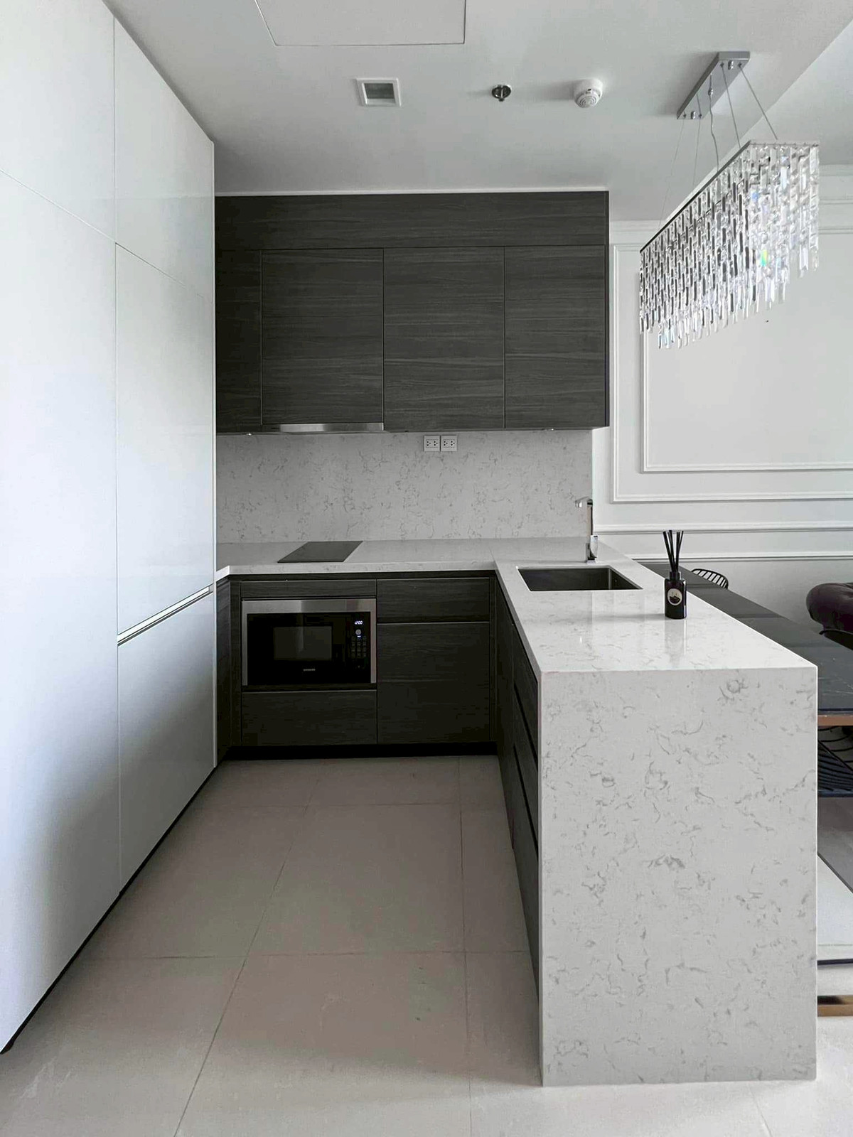 ให้เช่าคอนโดสุขุมวิท อโศก ทองหล่อ : 🏙️ GT15733 | The Esse Asoke Prime Location in CBD