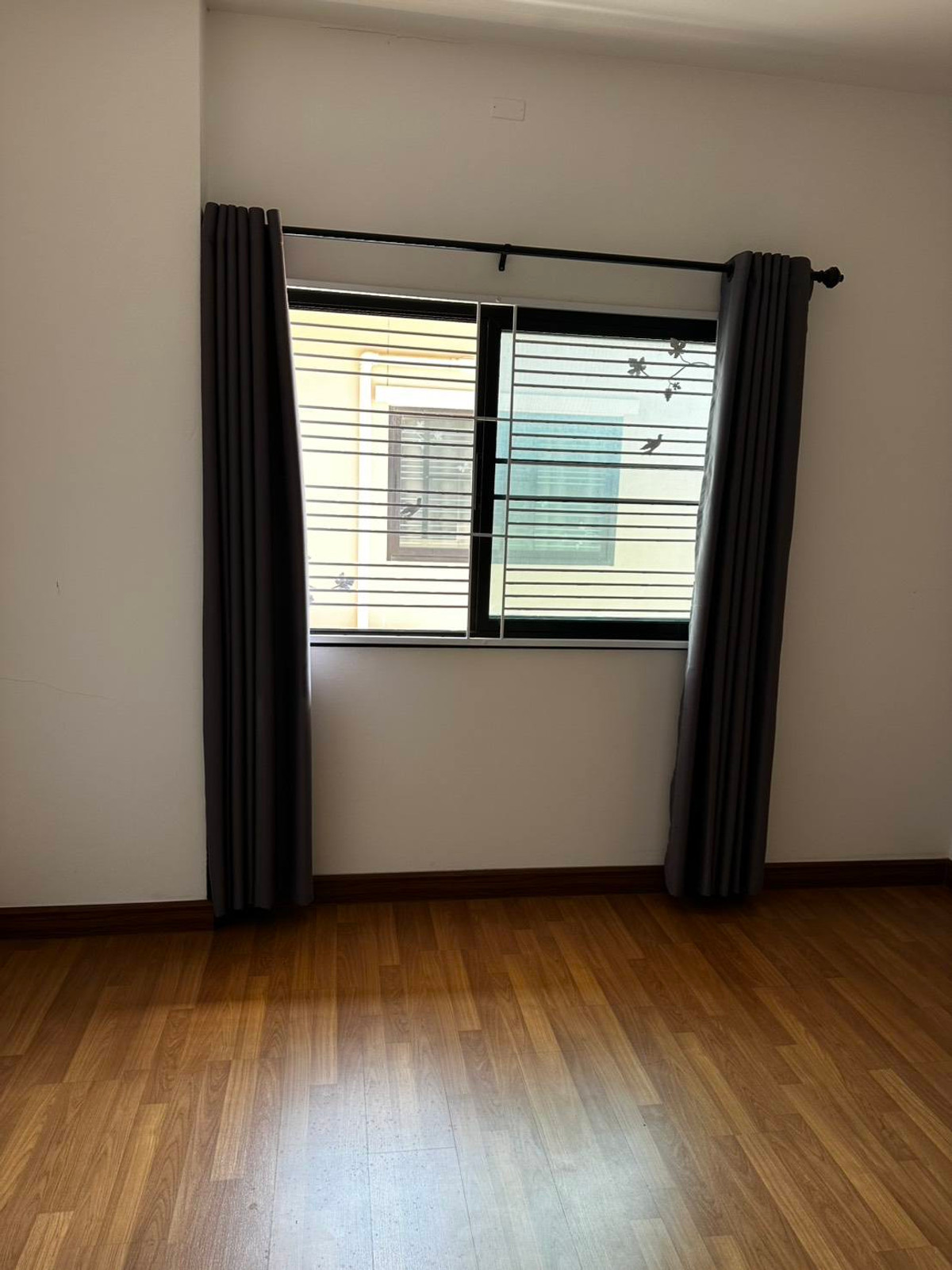 ขายบ้านพัทยา บางแสน ชลบุรี สัตหีบ : สงบแต่ไม่ไกลเมือง! ใกล้ถนนใหญ่ เดินทางไว 🌿 อนัญญา พรีเมี่ยม พลัส / 3 ห้องนอน (ขาย), Ananya Premium Plus / 3 Bedrooms (FOR SALE) BEWN062