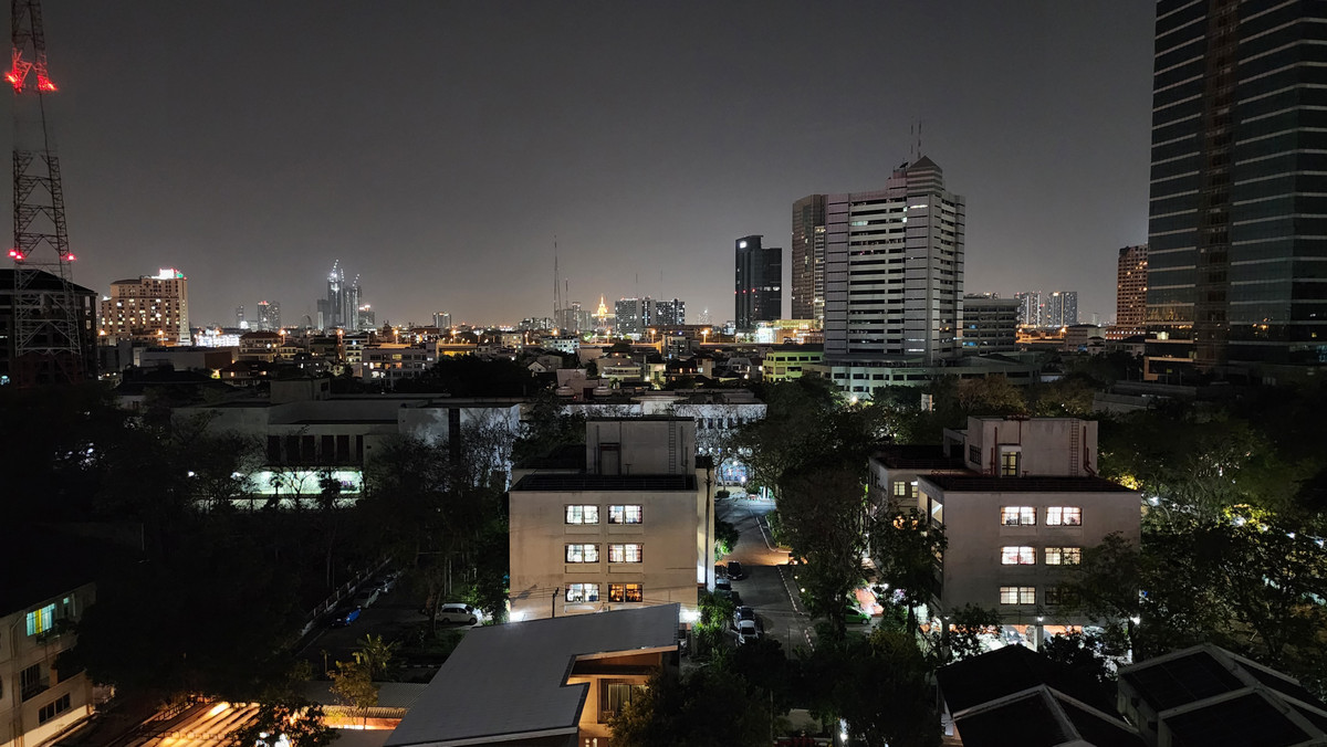 ให้เช่าคอนโดราชเทวี พญาไท : ให้เช่า เซ็นจูเรียน ปาร์ค 1 bed  2 bed 95 ตารางเมตร ราคา 30,000/เดือน สนใจติดต่อ 098-9655699 Pick I Line id : 0817333255