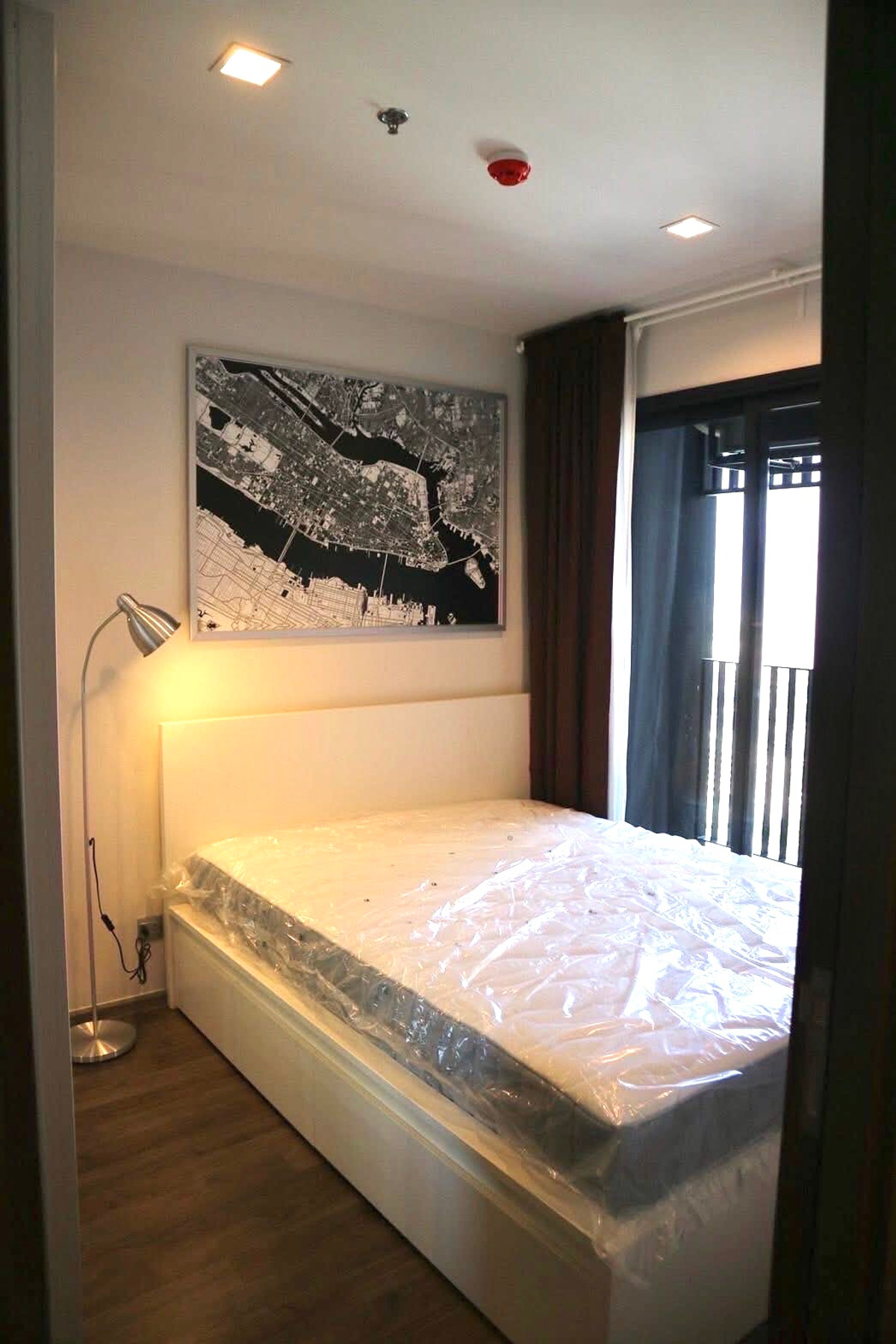 For RentCondoLadprao, Central Ladprao : For rent 📍 Life Ladprao Valley 📍 Fully furnished with appliances. Near BTS and MRT.