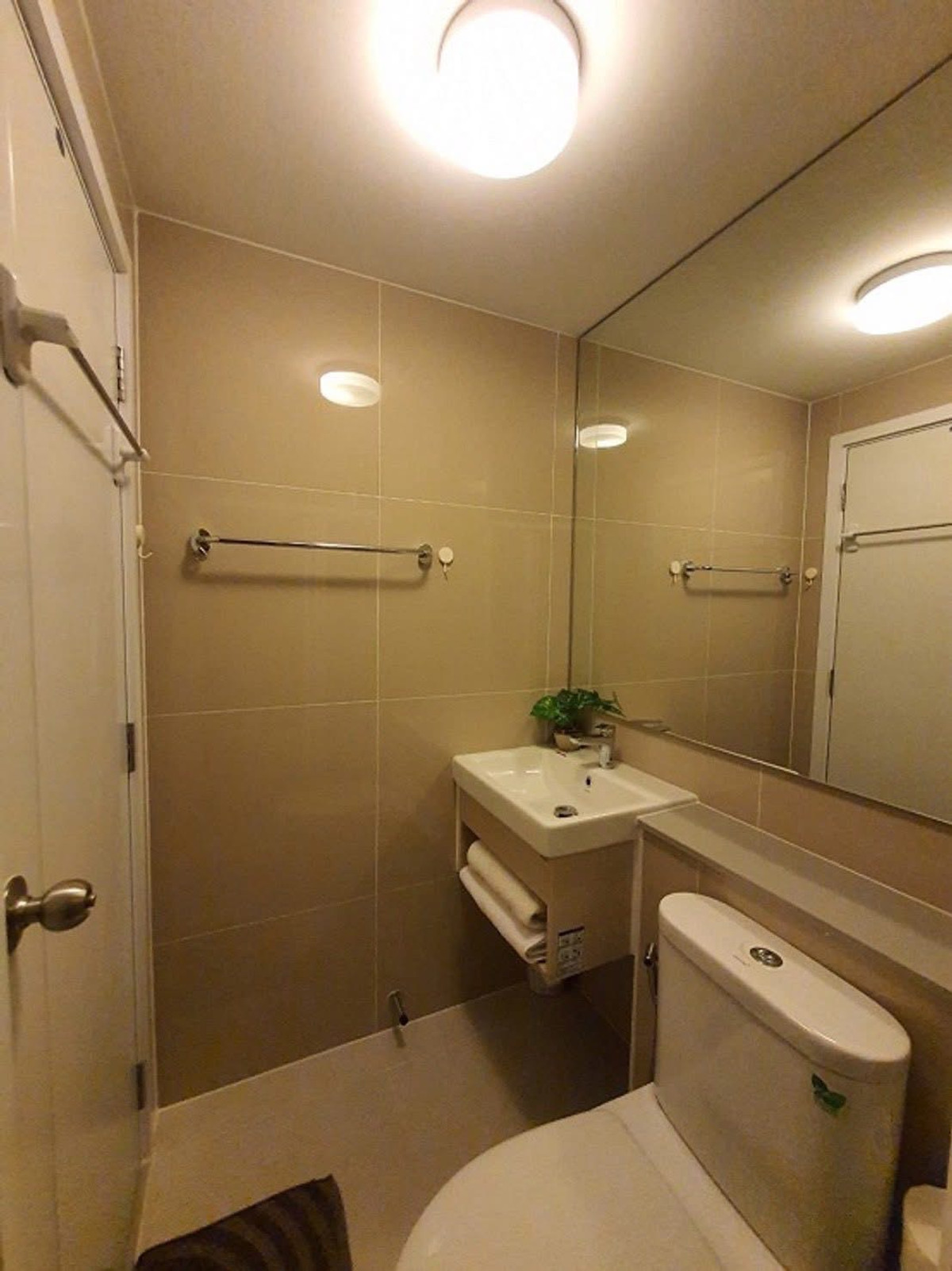 ให้เช่าคอนโดพระราม 9 เพชรบุรีตัดใหม่ RCA : ให้เช่า ✨ The Privacy Rama 9 ✨ ใกล้ airport link เฟอร์นิเจอร์ และ เครื่องใช้ไฟฟ้าครบ 