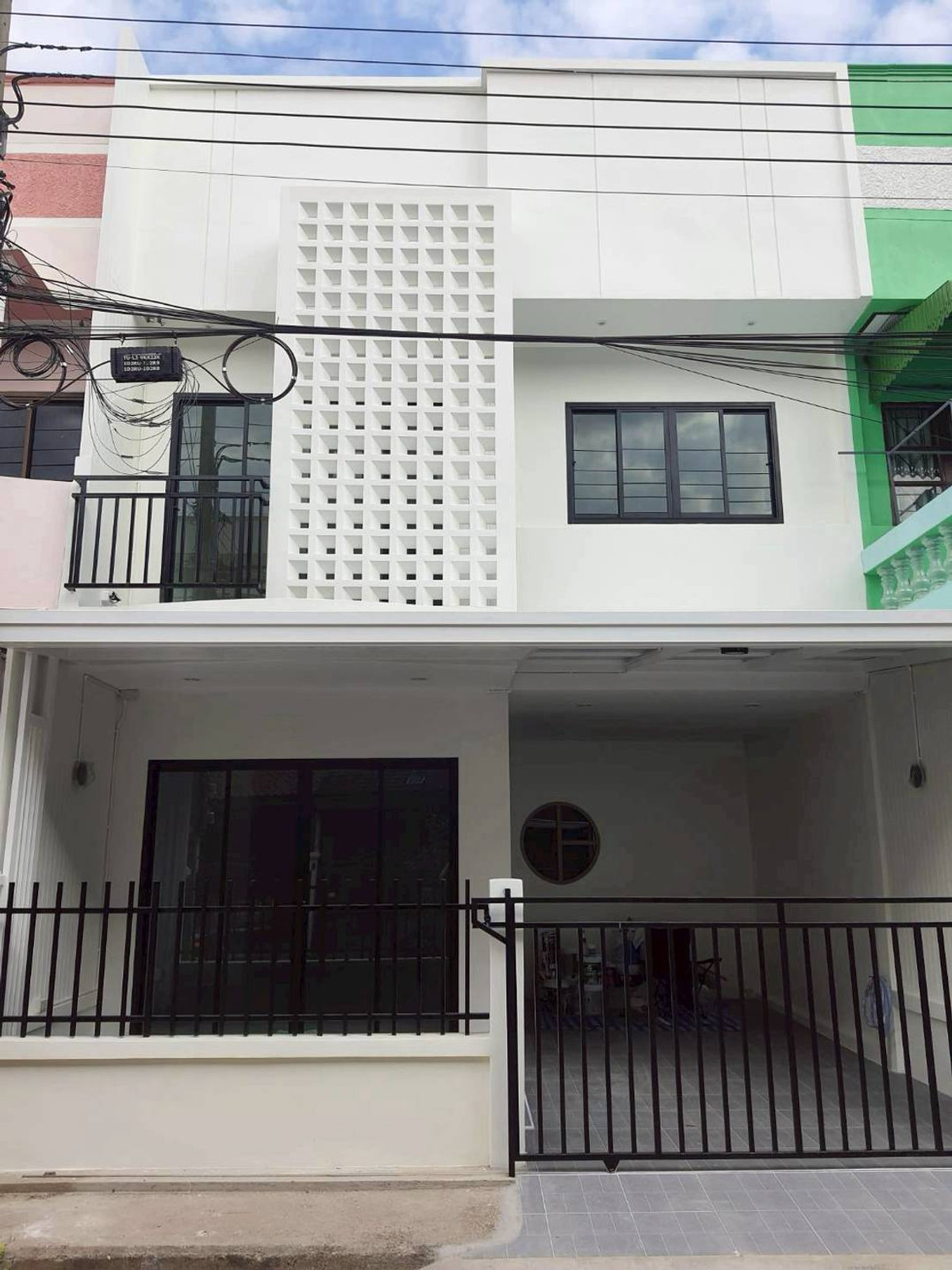 ขายทาวน์โฮมบางแค เพชรเกษม : ชายทาวน์เฮ้าส์ 2 ชั้น ตกแต่งใหม่ หมู่บ้านณัฐกานต์ เพชรเกษม 112 