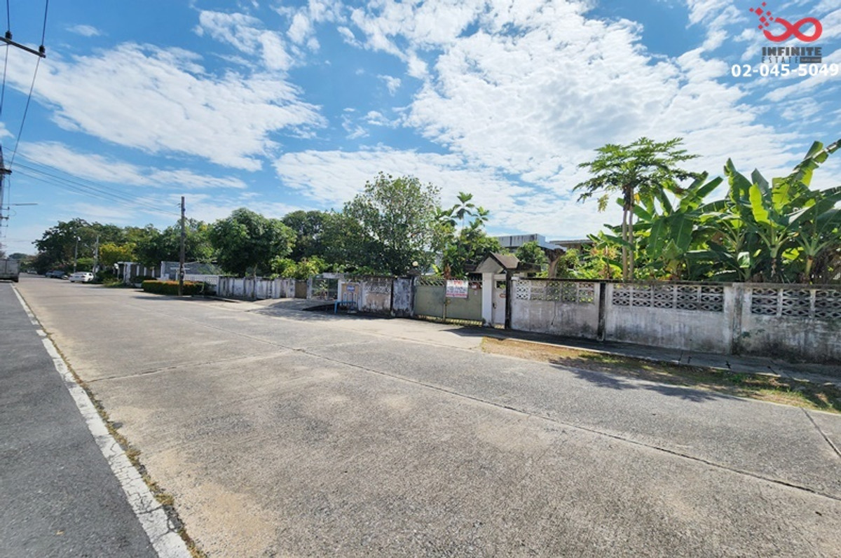 For SaleLandPathum Thani,Rangsit, Thammasat : Land and house for sale, 148 sq m, Phahonyothin 62, near BTS K.P.O. intersection, Don Mueang Airport.