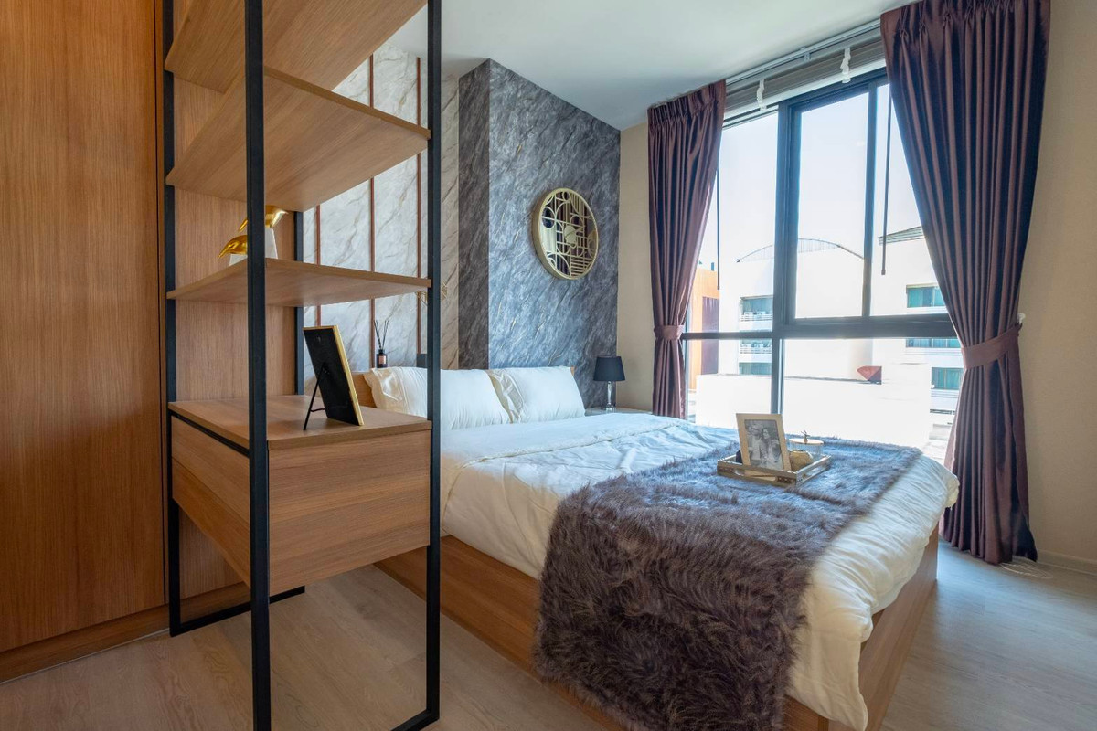 For RentCondoBangna, Bearing, Lasalle : RC023526 Condo corner room fully furnished for rent at NUE Noble Center Bangna, next to Central Bangna