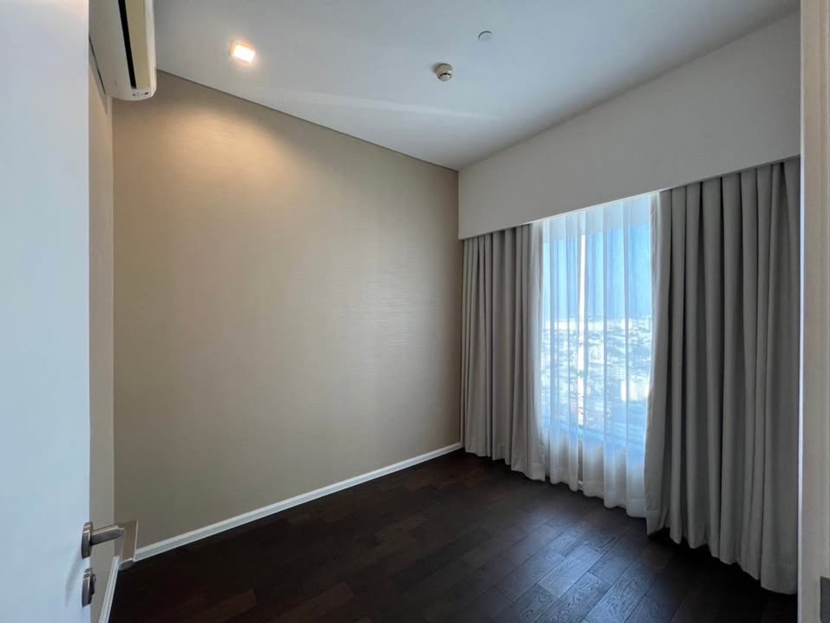 ให้เช่าคอนโดลาดพร้าว เซ็นทรัลลาดพร้าว : The Saint Residences / 2 Bedrooms (FOR RENT), เดอะ เซนต์ เรสสิเด้นเซส / 2 ห้องนอน (เช่า) PINP214