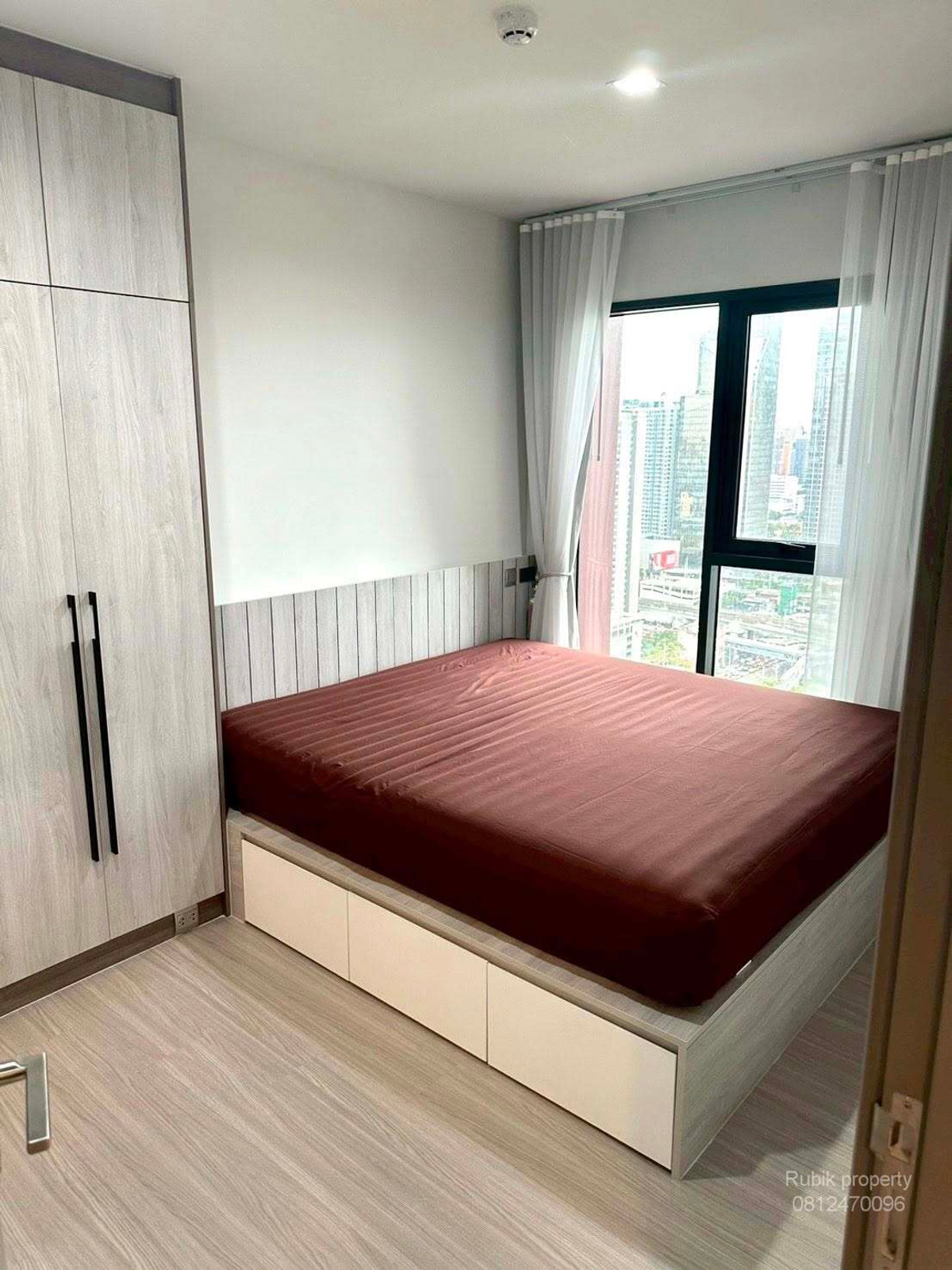 คอนโดพระราม 9 เพชรบุรีตัดใหม่ RCA : 🏢 Life Asoke Hype – Rare Layout เพียง 14 ห้องทั้งโครงการ! ติดทางด่วนมักกะสัน | ใกล้ MRT พระราม 9 เพียง 500 ม. RB1682