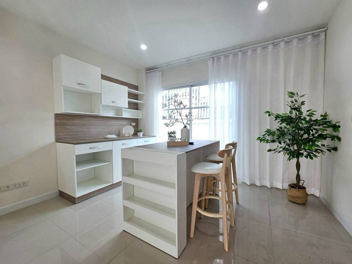 For SaleTownhomeEakachai, Bang Bon : For Sale Townhouse/Townhome  , The Betto , MRT-Phasi Charoen , Khwaeng Khlong Bang Phran , Bang Bon , Bangkok , CX-138811