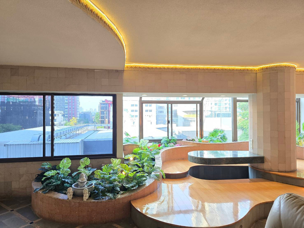 ให้เช่าคอนโดวิทยุ ชิดลม หลังสวน : 🏙️ ให้เช่า Luxury Condo ขนาดใหญ่ใจกลางชิดลม | ห้องใหม่ ไม่เคยใช้งาน