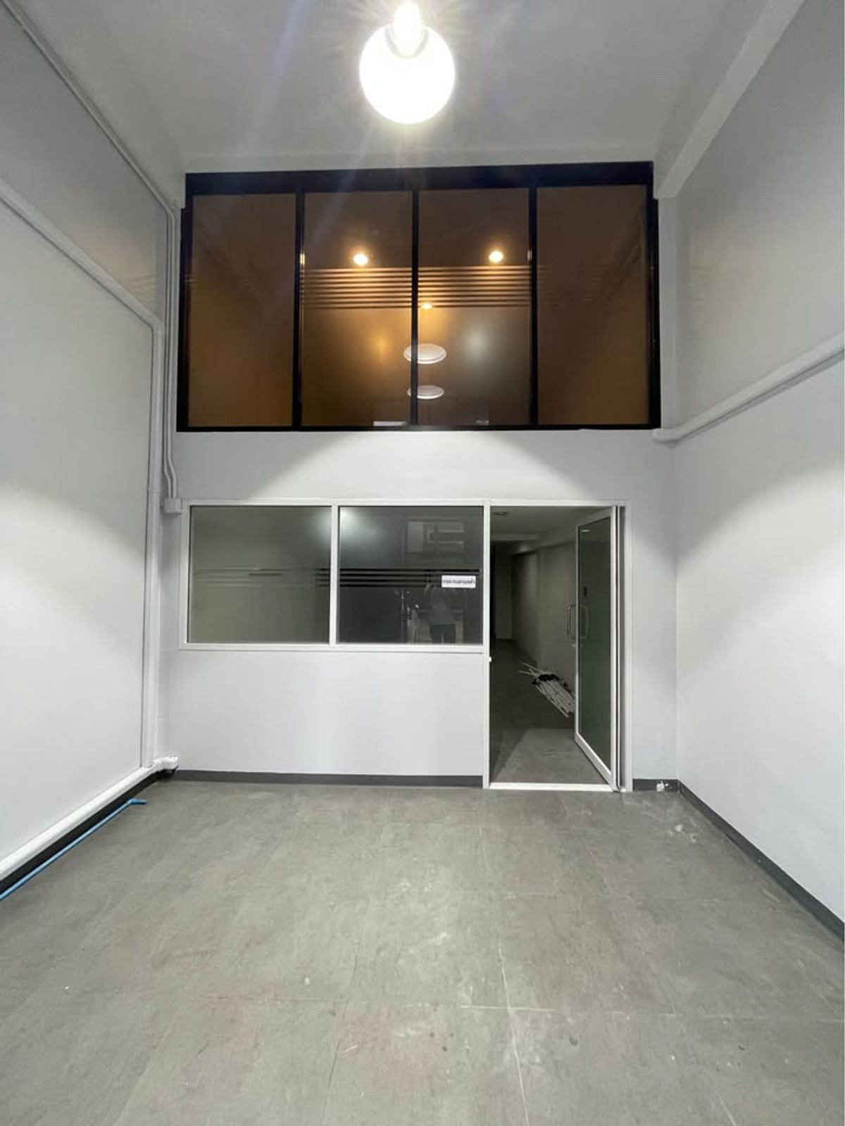 ให้เช่าบ้านสะพานควาย จตุจักร : Home Office + Warehouse ใกล้สวนจตุจักร รถไฟฟ้าใต้ดิน เข้าออกถนนได้ 3 เส้น 