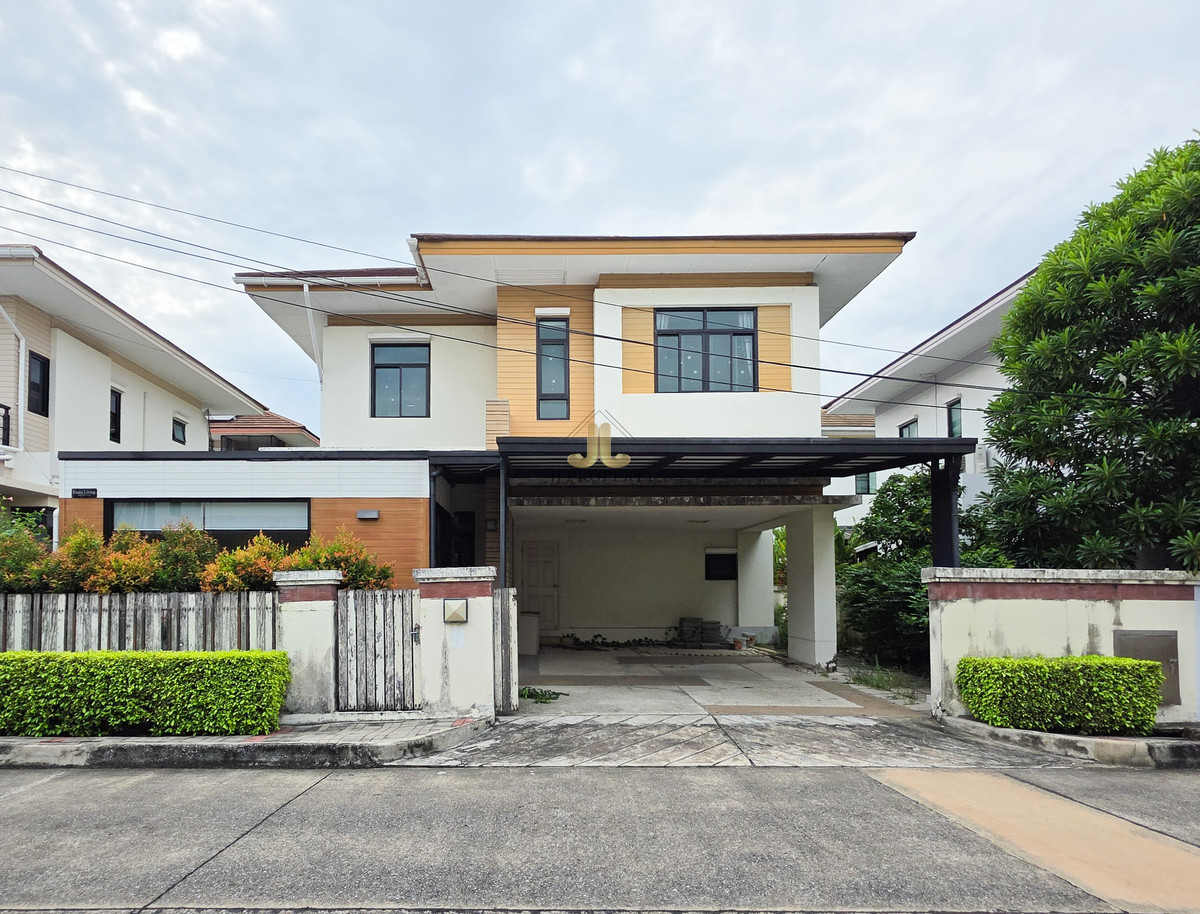 ขายบ้านเสรีไทย-นิด้า : บ้านเดี่ยวย่านเสรีไทย ใกล้ทางด่วน โรงพยาบาลสินแพทย์ ห้างแฟชั่นไอซ์แลนด์