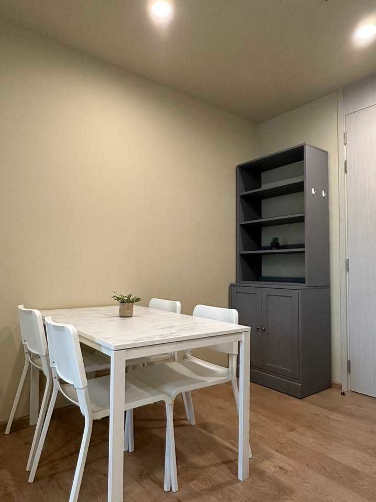 ให้เช่าคอนโดสุขุมวิท อโศก ทองหล่อ : 🔥 GT15731 | Noble Recole Sukhumvit 19 Prime CBD Condominium