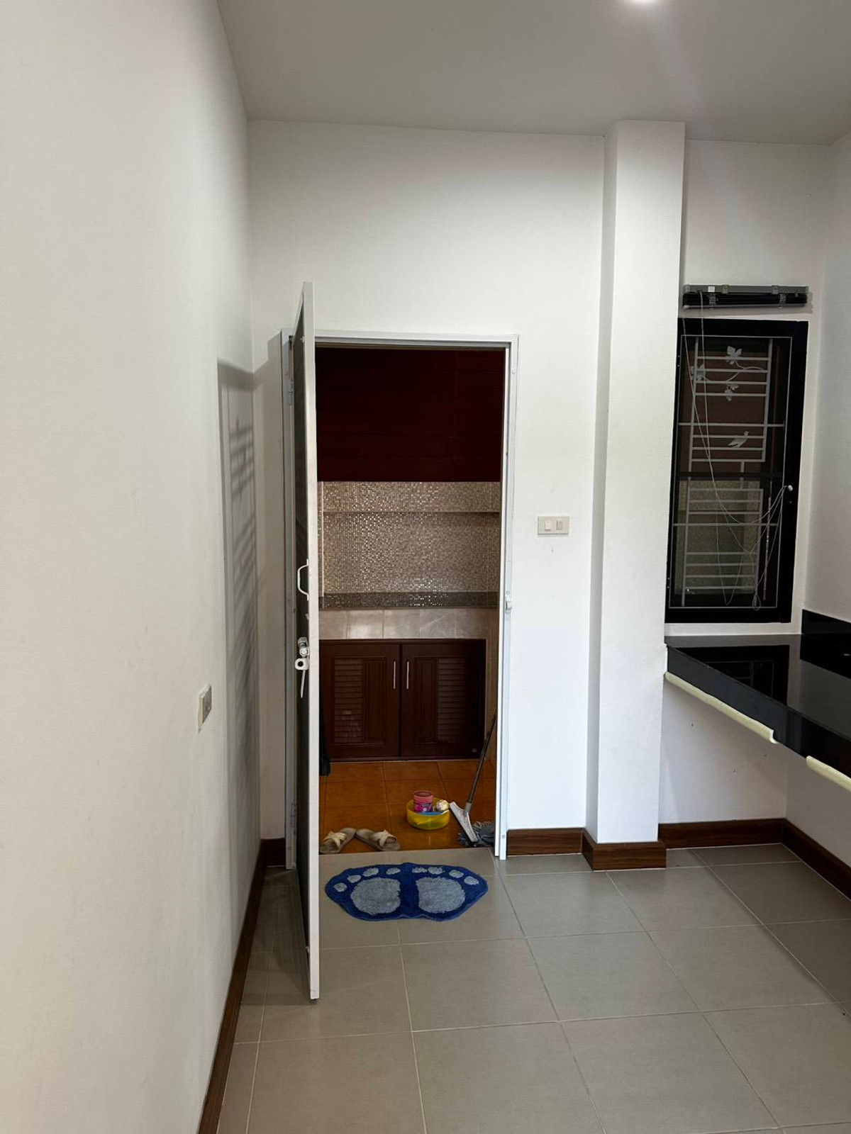 ขายบ้านพัทยา บางแสน ชลบุรี สัตหีบ : สงบแต่ไม่ไกลเมือง! ใกล้ถนนใหญ่ เดินทางไว 🌿 อนัญญา พรีเมี่ยม พลัส / 3 ห้องนอน (ขาย), Ananya Premium Plus / 3 Bedrooms (FOR SALE) BEWN062