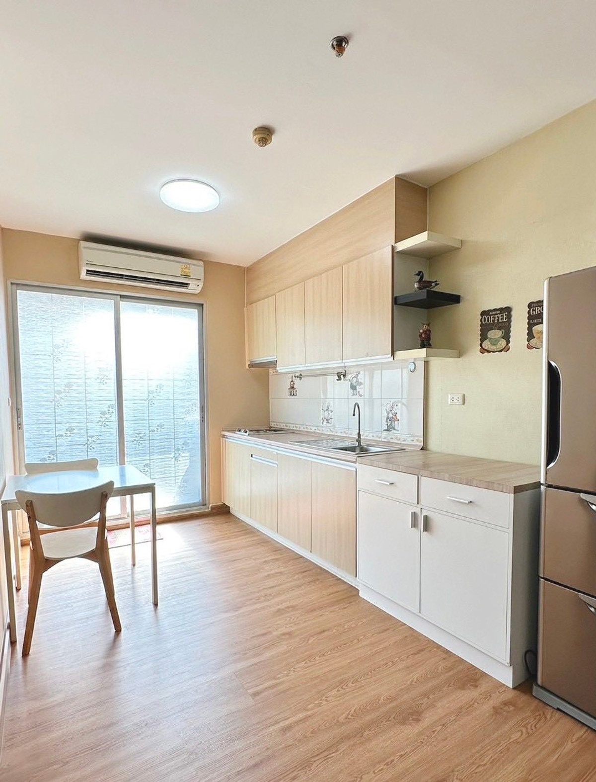 CondoPattanakan, Srinakarin : K-6736 For rent/Urgent sale! Parkland Srinakarin Condo, ready to move in, near Sikarin Hospital and BTS Sri Lasalle.