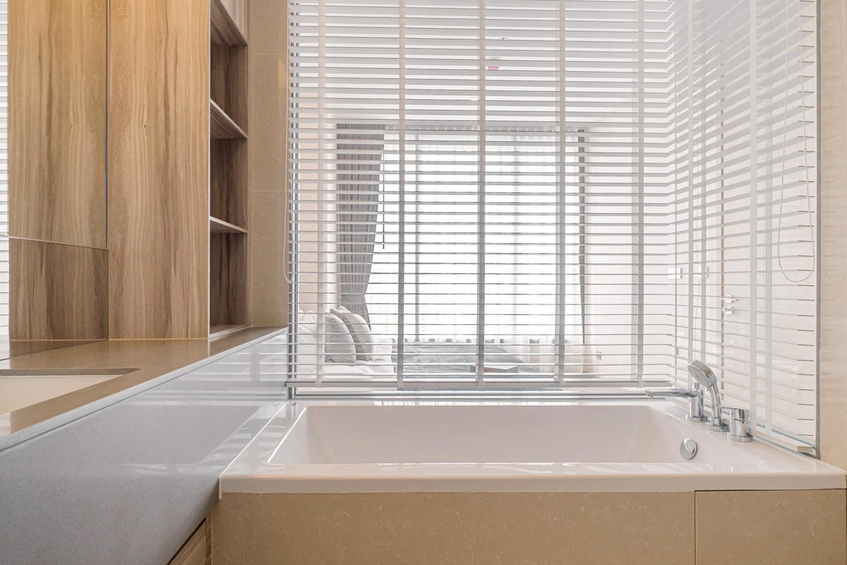 ให้เช่าคอนโดสุขุมวิท อโศก ทองหล่อ : 🏞️ GT16157 |  คอนโดหรูที่ The Esse Asoke เดินทางสะดวก มีรถรับส่ง ห้องแต่งสวยมาก เฟอร์นิเจอร์ครบ พร้อมเข้าอยู่!!