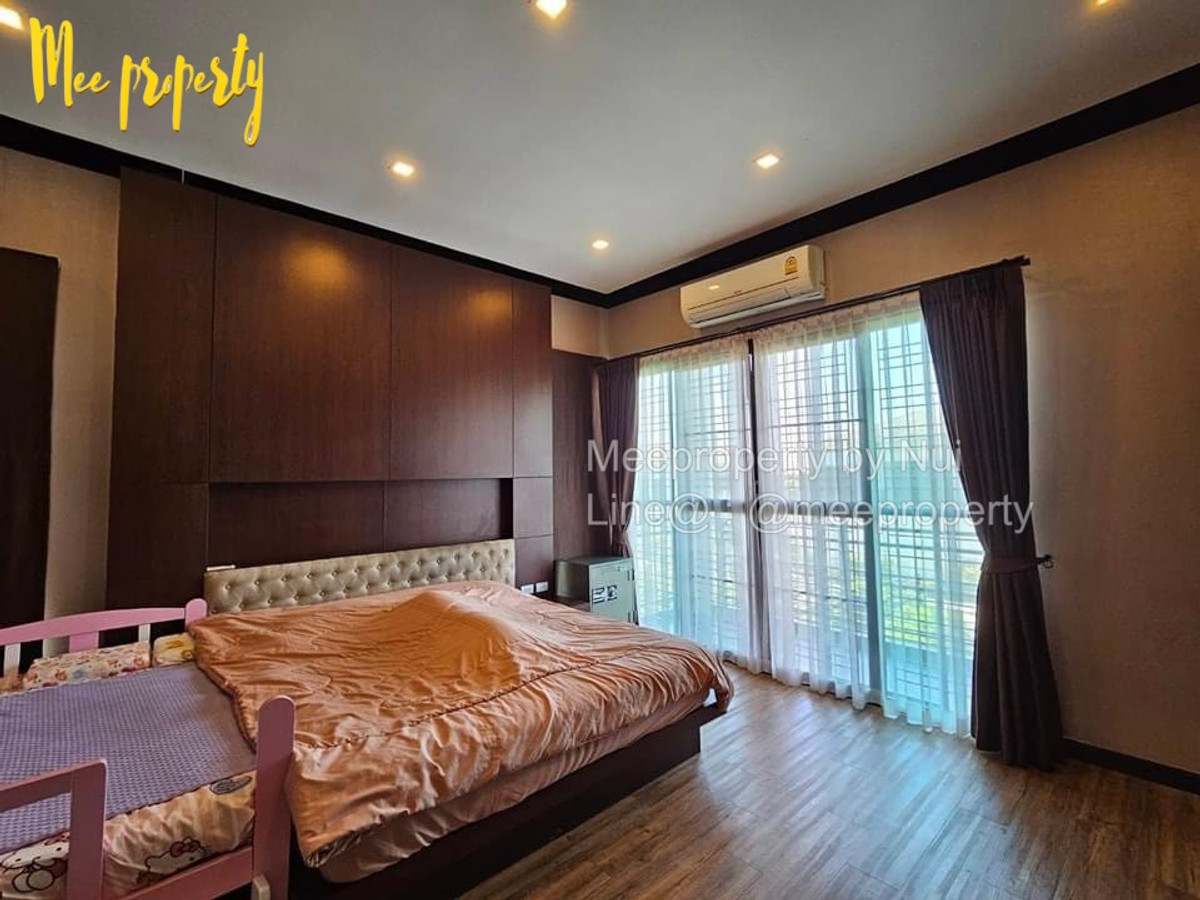 ให้เช่าบ้านพัทยา บางแสน ชลบุรี สัตหีบ : #ให้เช่า  บ้านเดี่ยวสไตล์โมเดิร์นทรอปิคอล 2 ชั้น วิวเขา ขนาดที่ดิน 115 ตร.ว. พื้นที่ใช้สอย 330 ตร.ม.📍 หมู่บ้านนาคราทรัพย์ (ศรีราชา) ใกล้อ่างเก็บน้ำบางพระ  ME-241