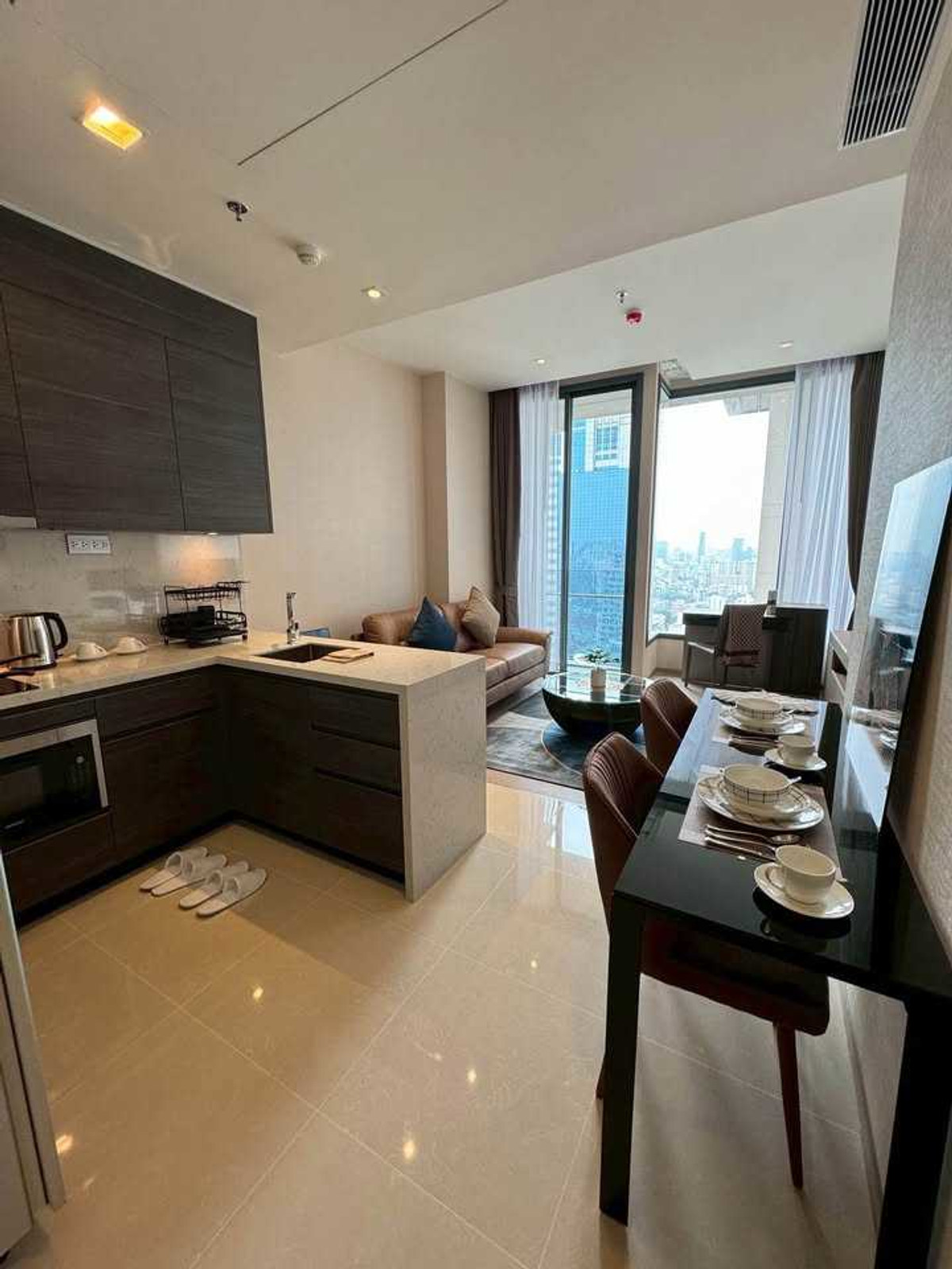 ให้เช่าคอนโดสุขุมวิท อโศก ทองหล่อ : 🌆 GT15710 | The Esse Asoke Prime CBD Condominium
