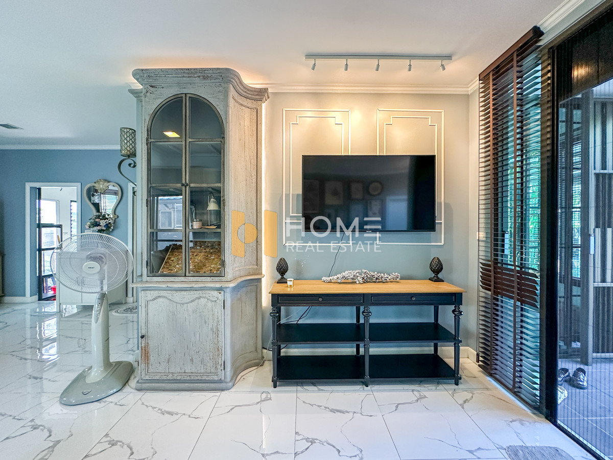 ขายบ้านบางนา แบริ่ง ลาซาล : บ้านสวนอังกฤษ ร่มรื่นตั้งแต่ก้าวแรก 🌿 มัณฑนา ศรีนครินทร์ - บางนา / 4 ห้องนอน (ขาย), Mantana Srinakarin - Bangna / 4 Bedrooms (FOR SALE) YOK058