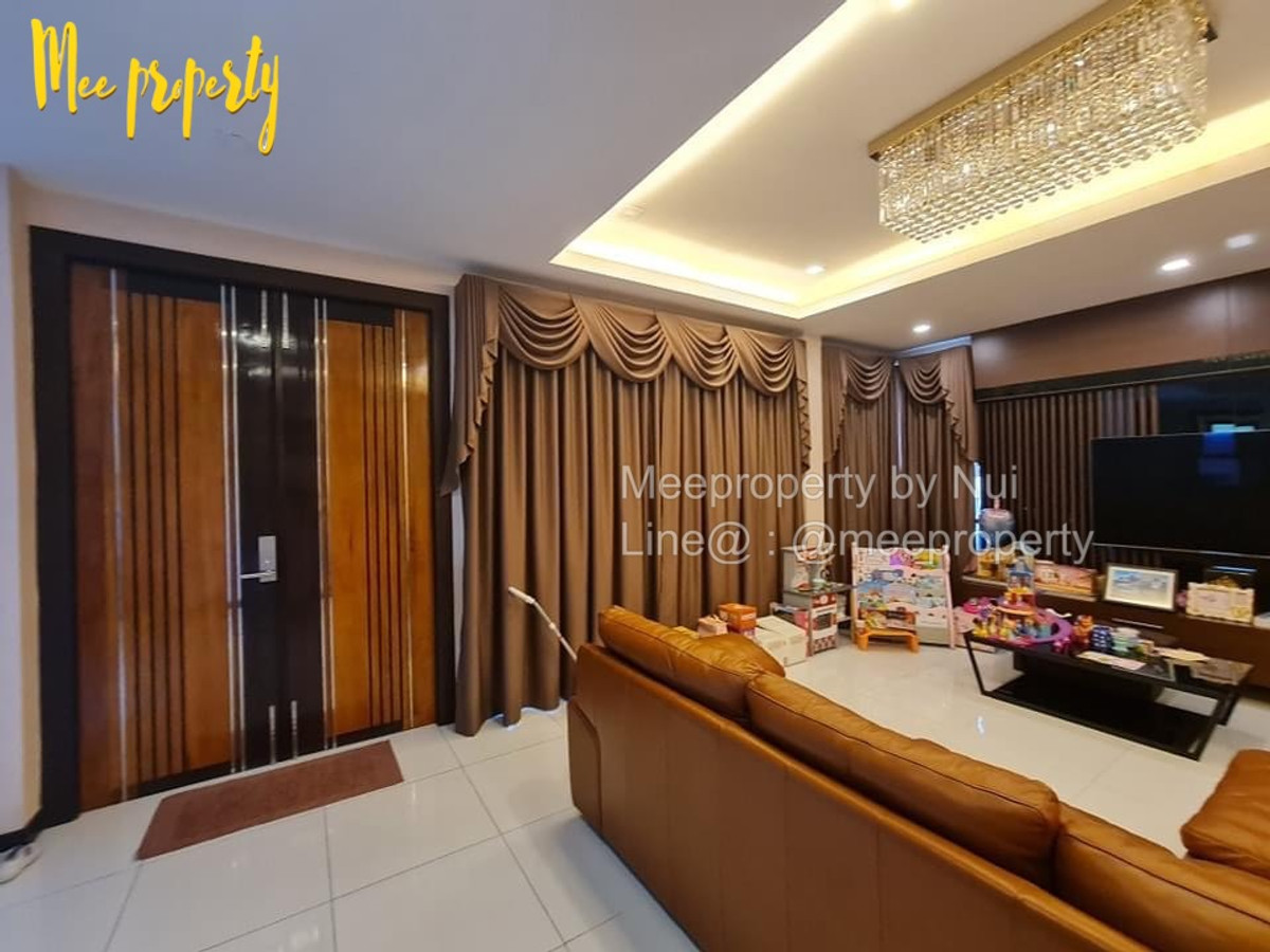 ให้เช่าบ้านพัทยา บางแสน ชลบุรี สัตหีบ : #ให้เช่า  บ้านเดี่ยวสไตล์โมเดิร์นทรอปิคอล 2 ชั้น วิวเขา ขนาดที่ดิน 115 ตร.ว. พื้นที่ใช้สอย 330 ตร.ม.📍 หมู่บ้านนาคราทรัพย์ (ศรีราชา) ใกล้อ่างเก็บน้ำบางพระ  ME-241