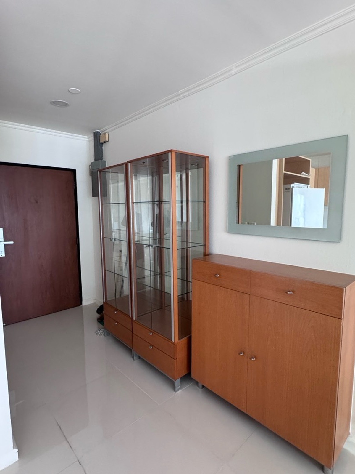 For RentCondoSathorn, Narathiwat : 🔥🚨Urgent! Sathorn gardens 2bed 2bath 94 Sq.m Only 40,000 per month