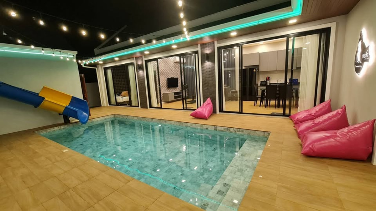 ให้เช่าพัทยา บางแสน ชลบุรี สัตหีบ : พูลวิลล่า พื้นที่ 105 ตร.ว. ซอยวัดญาณ / 3 ห้องนอน (เช่า), Pool villa, area 105 sq wa., Soi Wat Yan / 3 Bedrooms (FOR RENT) BEWN063