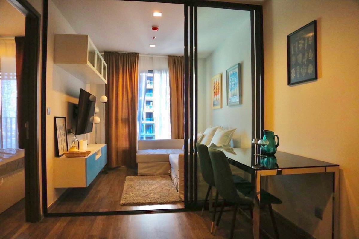 For RentCondoLadprao, Central Ladprao : For rent 📍 Life Ladprao Valley 📍 Fully furnished with appliances. Near BTS and MRT.