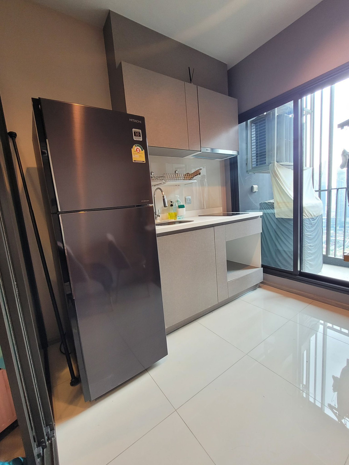 For SaleCondoRama9, Petchburi, RCA : Life Asoke - Rama 9 / 1 Bedroom (FOR SALE), Life Asoke Rama 9 / 1 Bedroom (For Sale) TARN241