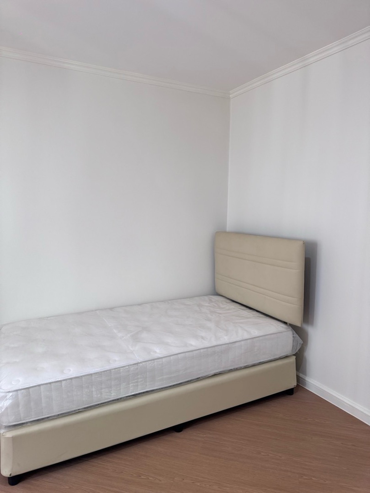 For RentCondoSathorn, Narathiwat : 🔥🚨Urgent! Sathorn gardens 2bed 2bath 94 Sq.m Only 40,000 per month